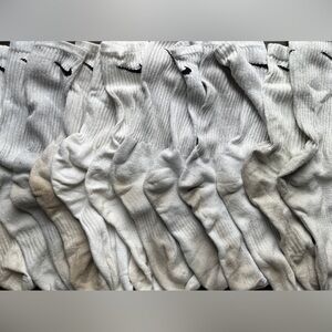 White Nike Performance Cotton Cushioned Crew Socks